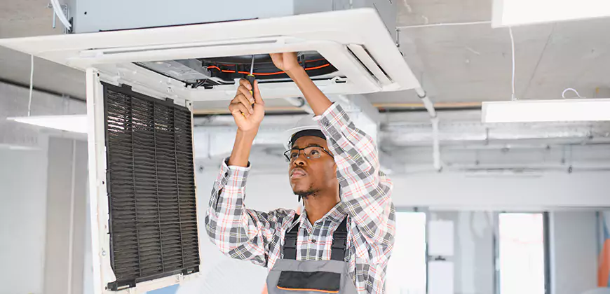 Heat Pump and Ductless AC Repair in Milwaukee